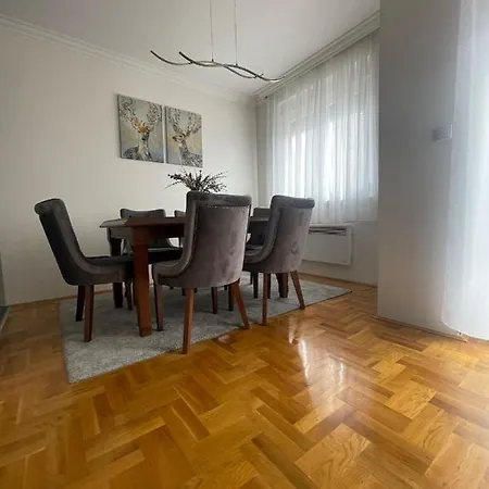 Apartman Jerina 2011 Szendrő