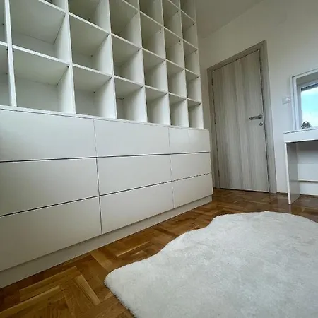 Apartman Jerina 2011 Szendrő